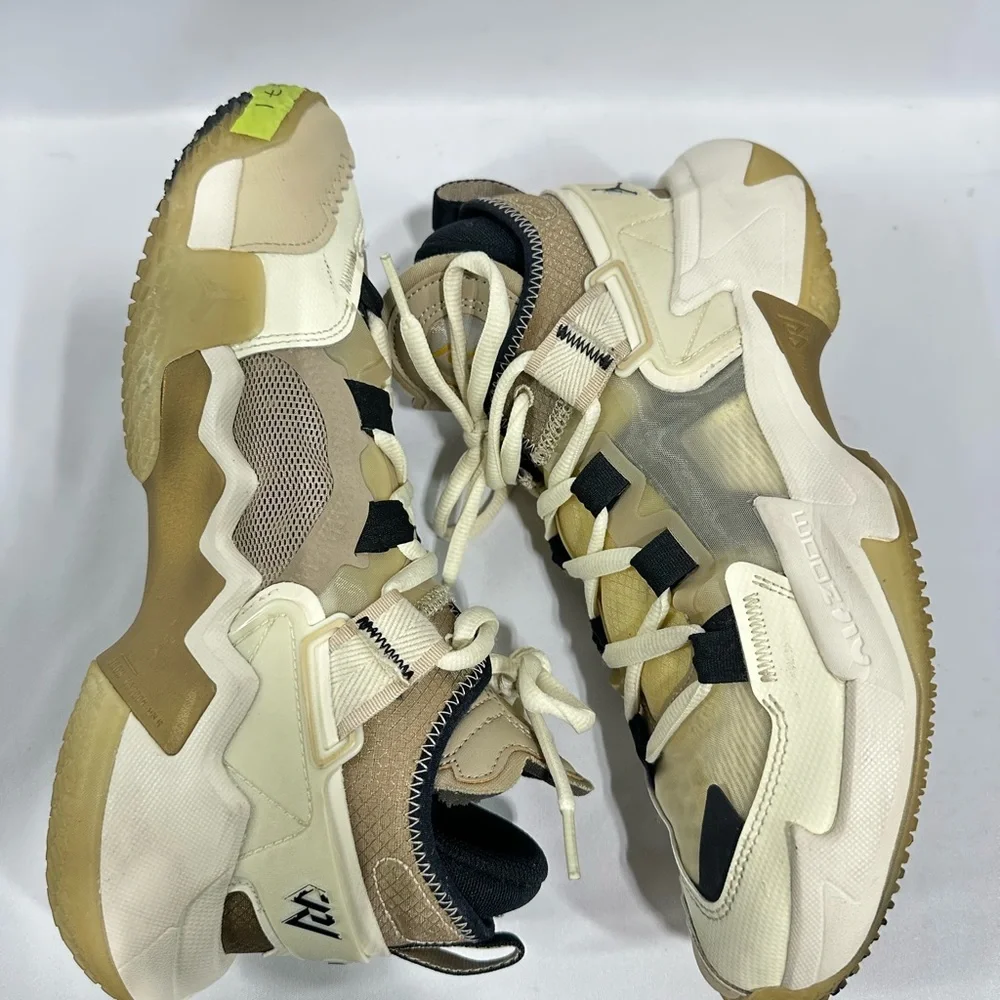#71 Nike Air Jordan Why Not .5 Basketball Shoes Men's Sz 8.5 Coconut DC3637-102